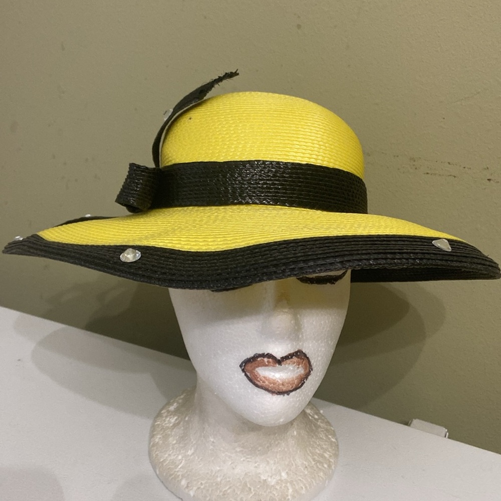 Really Cute Yellow & Blk. Church/Dress Hat by Sylvia